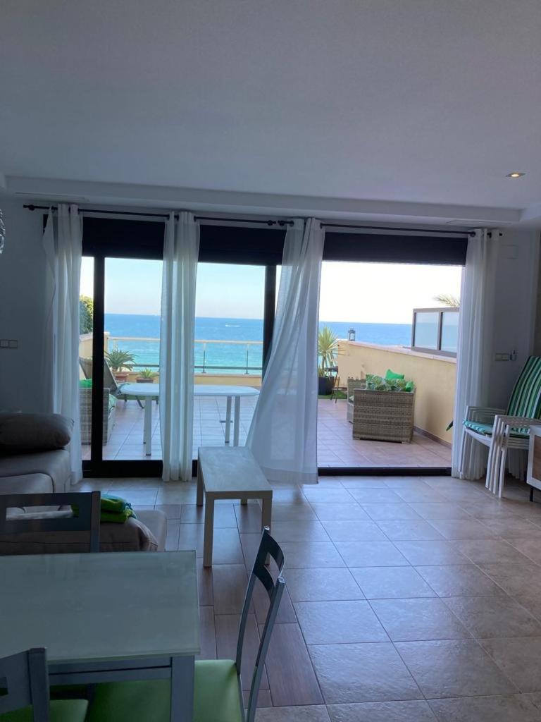 Bungalow En Primera Linea Del Mar Arenales del Sol Ngoại thất bức ảnh